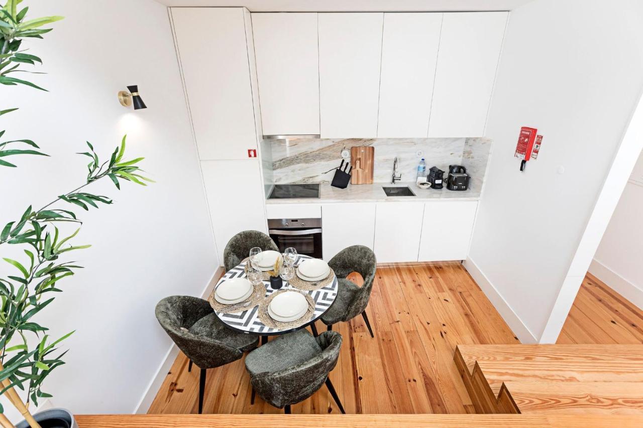 D. Joao IV Apartments By Lovelystay OOporto Exteriör bild
